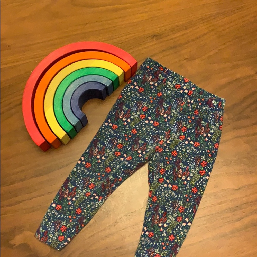Girls Flower Leggings 24m GUC